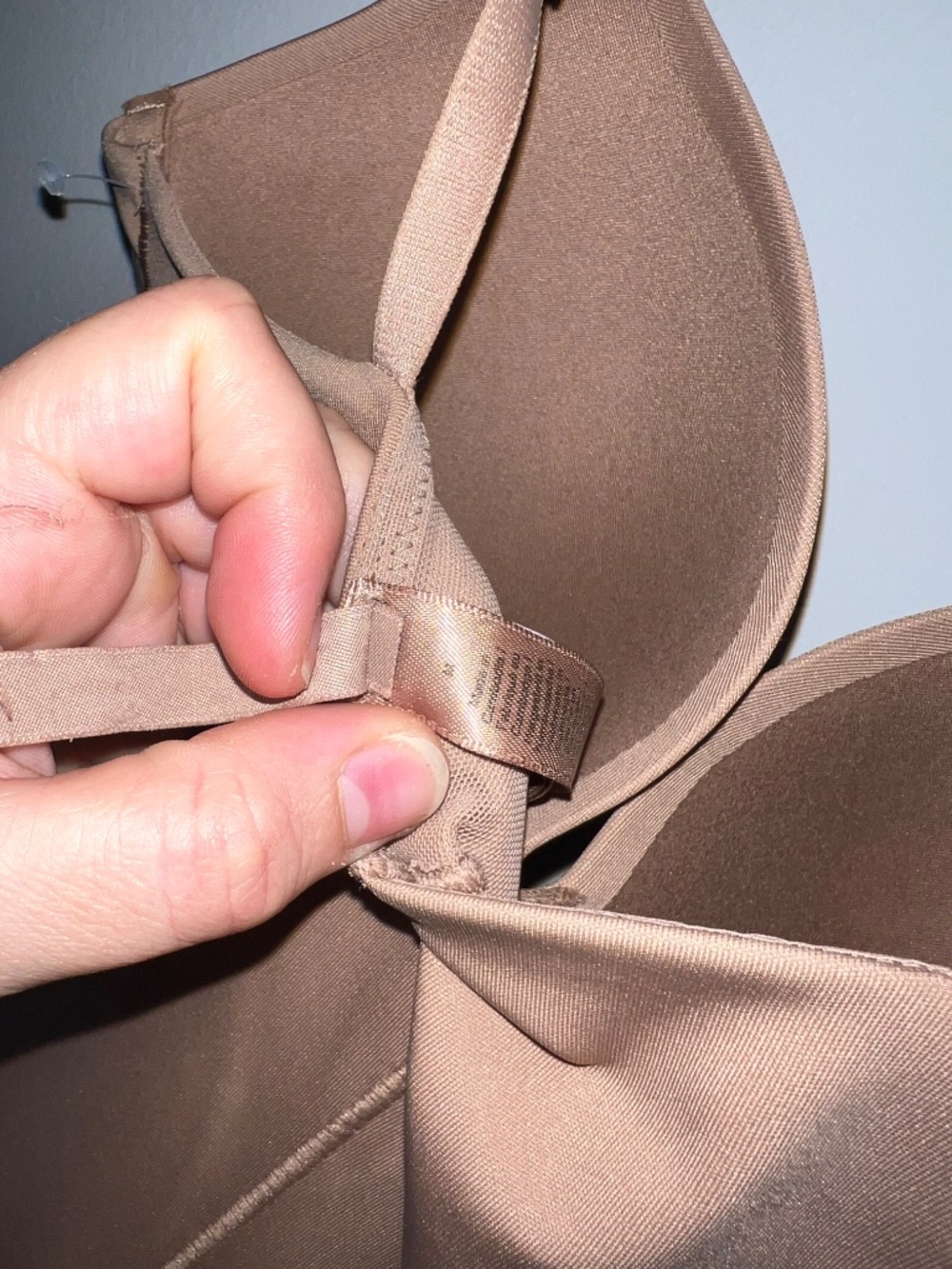 NEW SKIMS ULTIMATE PUSH-UP ENHANCING PADDED MID-THIGH BODYSUIT BEIGE SIENNA MEDI - Picture 5 of 5